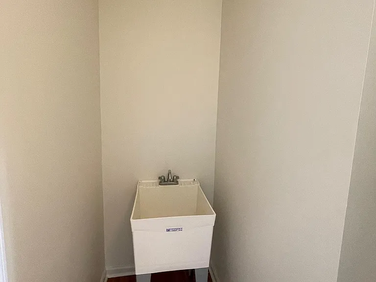 103 Alexandreas Ct #2 — Photo 30