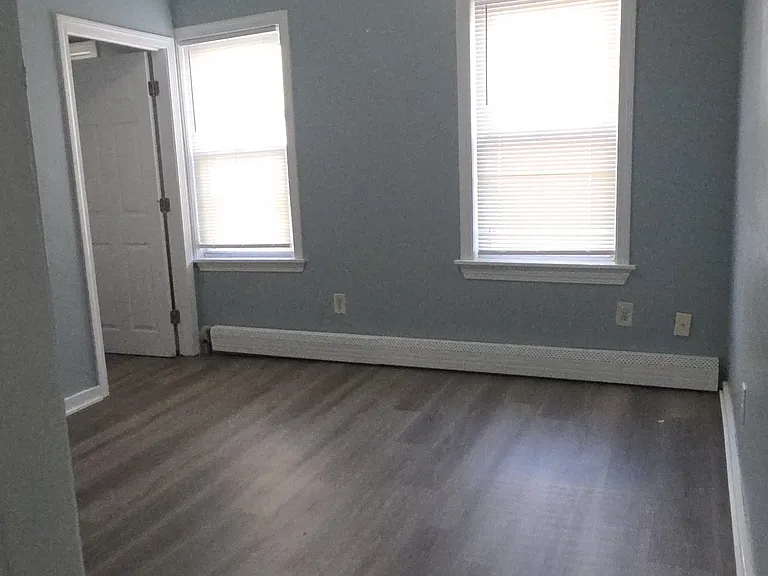 200 Whittenton St #4 — Photo 6