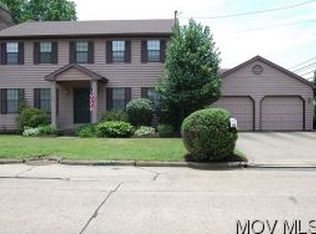 600 51st St, Vienna, WV 26105