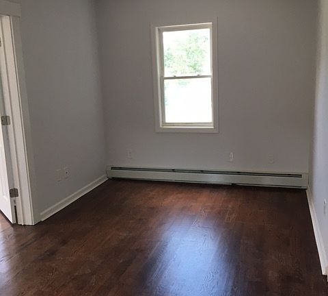 5th image of 3 Maiden Ln #2