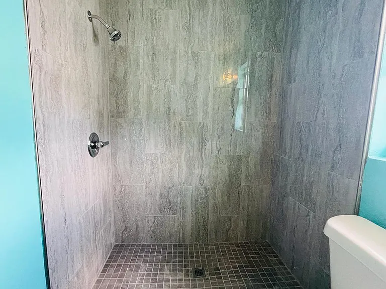 363 Ridge Rd NW #C — Photo 6