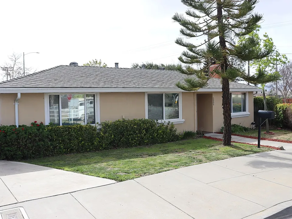 2004 Calaveras Rd