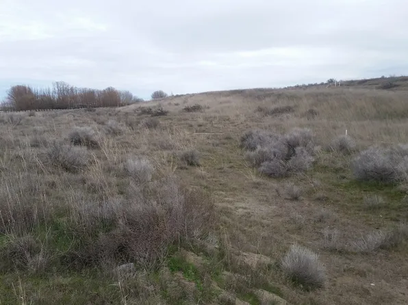 890 E Thomas Ave, Irrigon, OR 97844