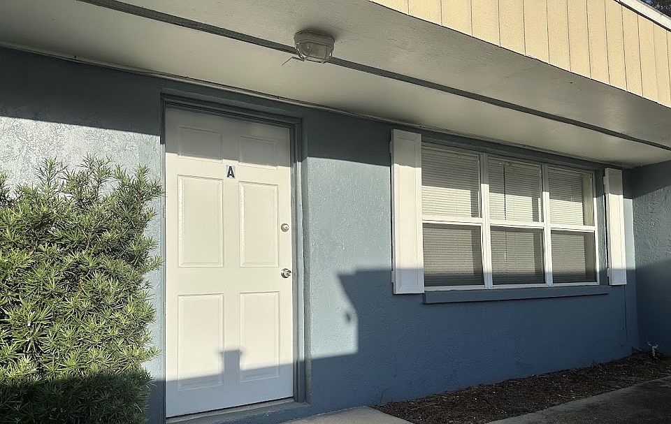 1st image of 3369 Barnsdale Dr #3369
