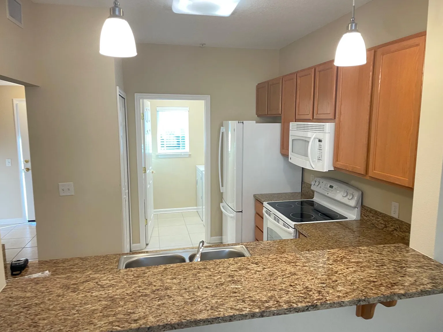403 Bouchelle Dr — Photo 4