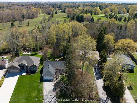 5th image of 357 Tyendinaga Dr