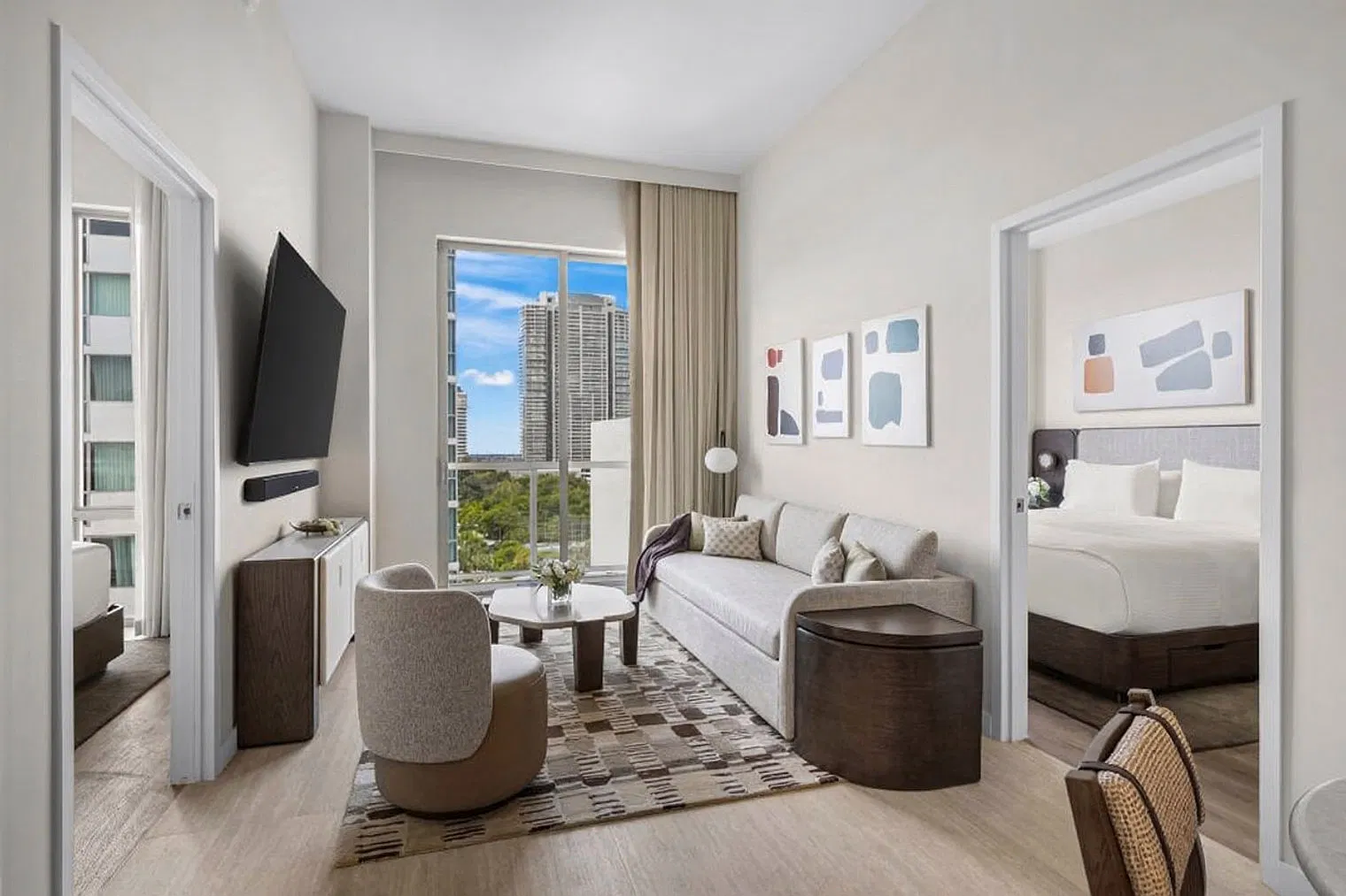 1 bed, 1.0 bath, 592 sqft, $9,028 — Photo 1