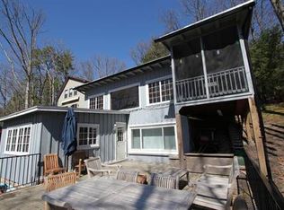 60 Paupack Point Rd, Hawley, PA 18428