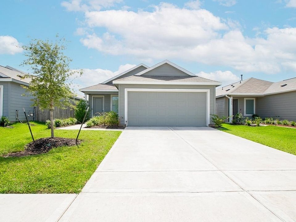1st image of 305 Brandi Dr