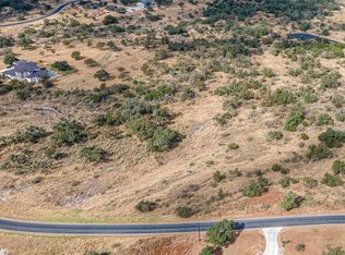 470 Comanche Rdg, Round Mountain, TX 78663