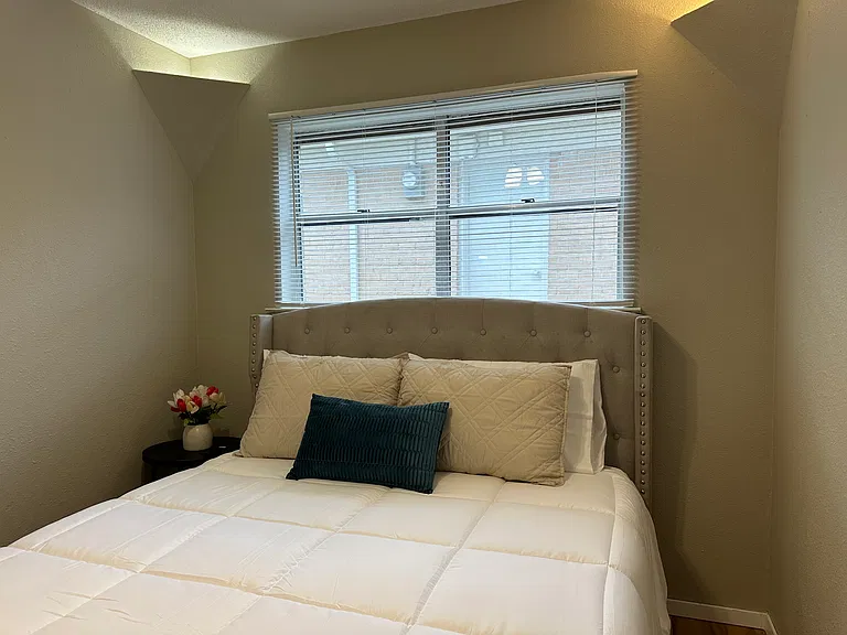 1607 Sagebrush Trl — Photo 52