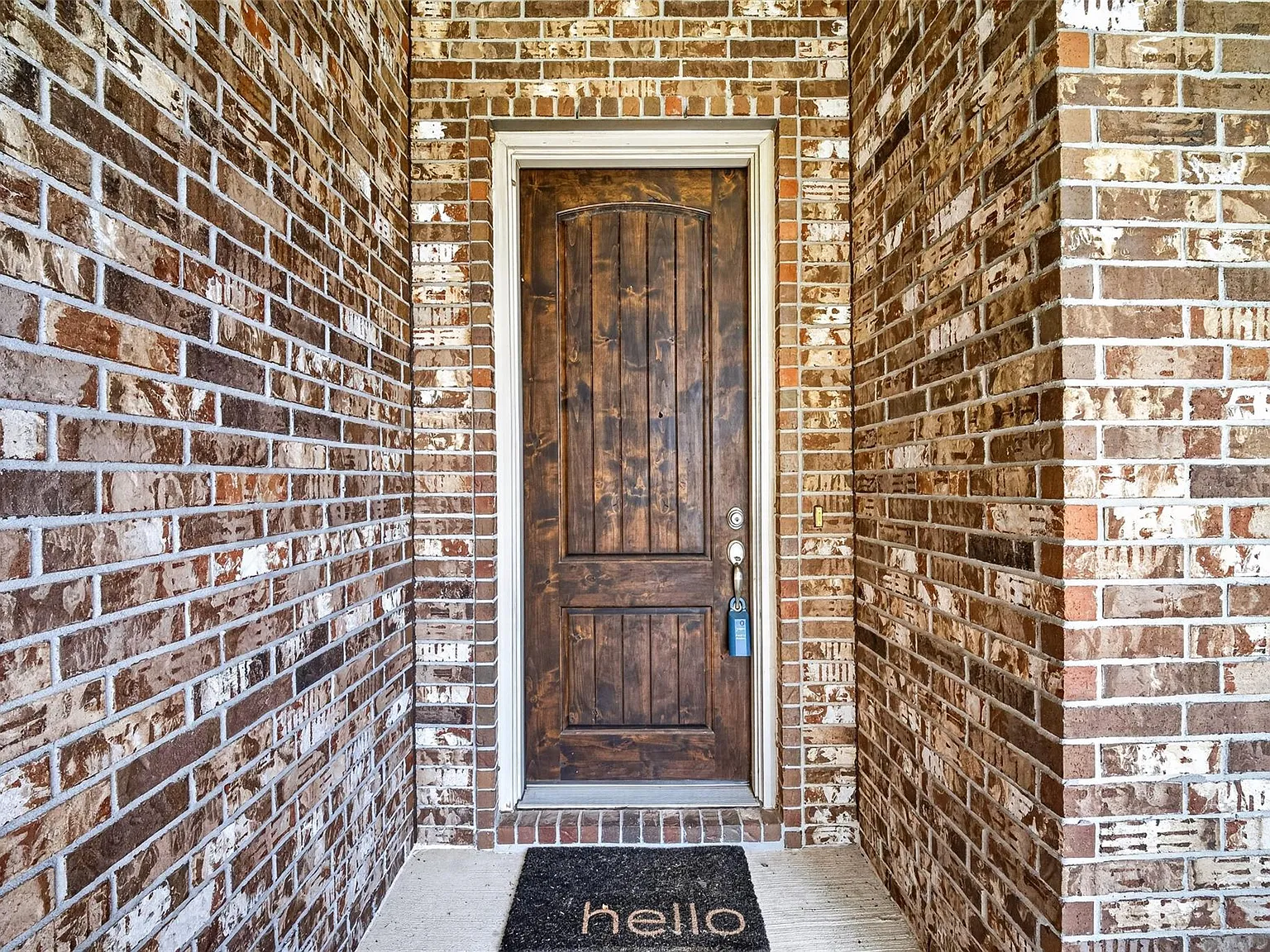 4 bed, 3.0 bath, 3815 sqft, $3,250 — Photo 4