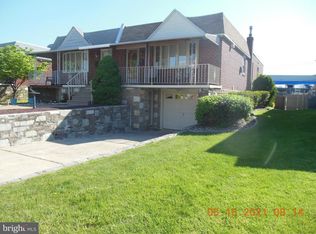 1827 Tomlinson Rd, Philadelphia, PA 19116