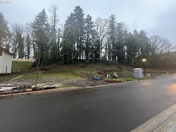 2nd image of 2519 SE 116th Ct #5