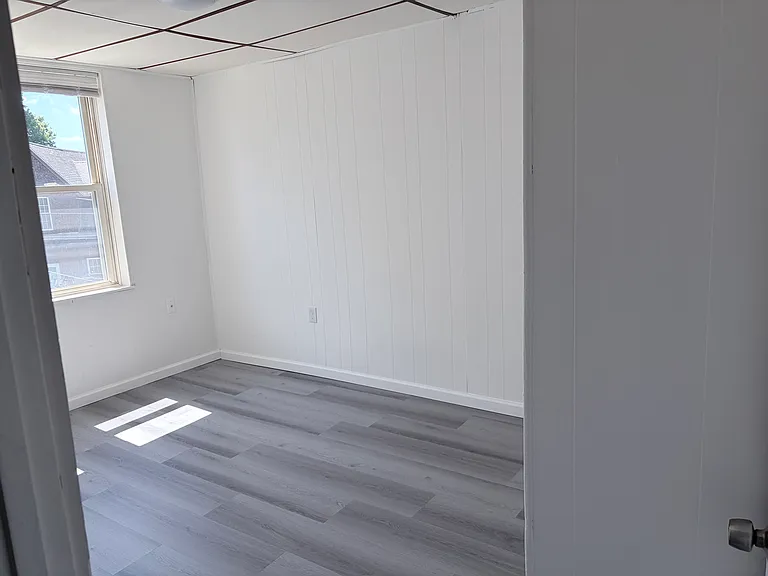 17 Walnut St — Photo 10