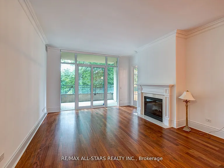 7071 Bayview Ave #211 — Photo 12
