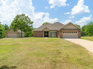 333 Spring Hill Rd, Poplarville, MS 39470