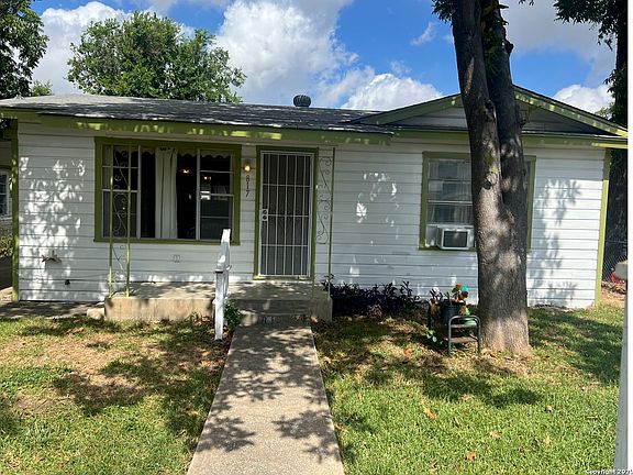 3rd image of 817 S SAN BERNARDO AVE