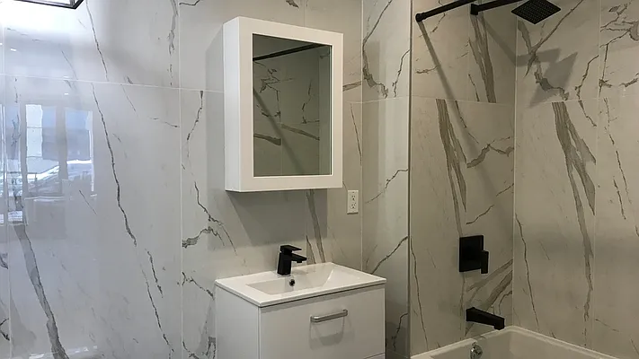 Rented by Nooklyn NYC LLC | media 31