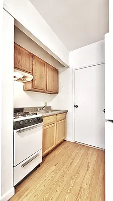 Rented by R New York | media 11