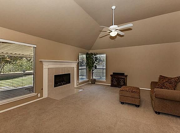 3rd image of 112 Pelican Cove Dr