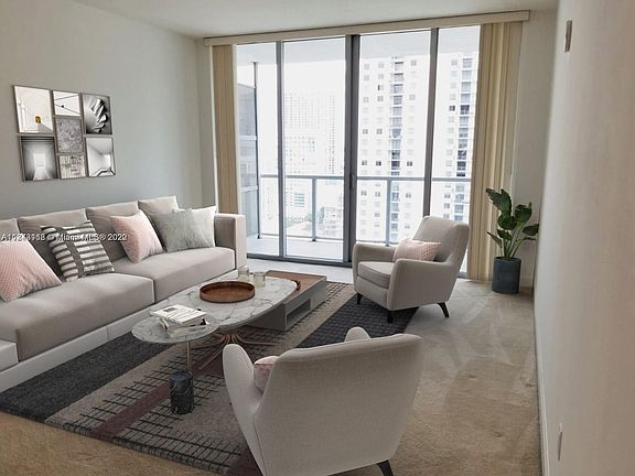 2nd image of 1111 SW 1st Ave APT 2824