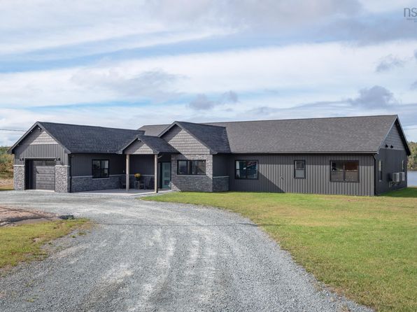 5121 Clam Harbour Rd, Lake Charlotte, NS B0J 1Y0