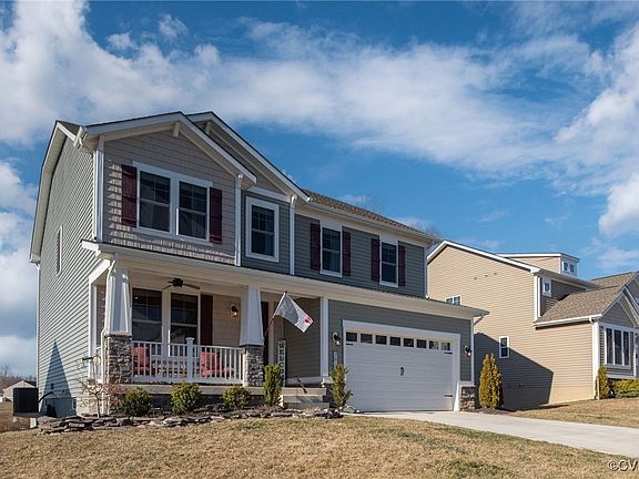 2nd image of 7813 Bexley Ln
