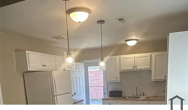 2 bed, 850 sqft, $1,175 — Photo 4