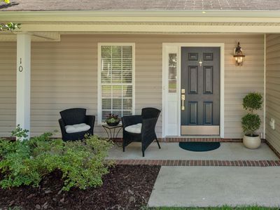 10 N Berrymeadow Ln, Durham, NC, 27703