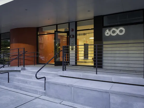 600 Harrison Street image 2 of 15