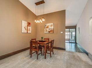 1391 Arden View Dr, Arden Hills, MN 55112