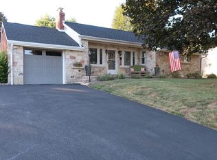 197 Twin Bridge Rd, Chambersburg, PA 17202