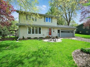 1940 Valders Ave N, Golden Valley, MN 55427