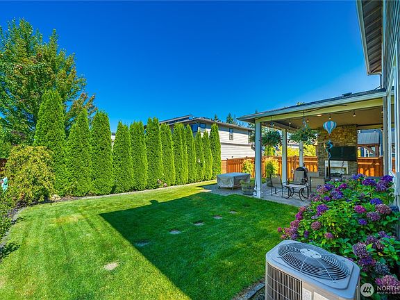 4th image of 13815 183rd Avenue Ct E