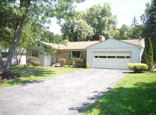 170 Winston Way, Syracuse, NY 13214