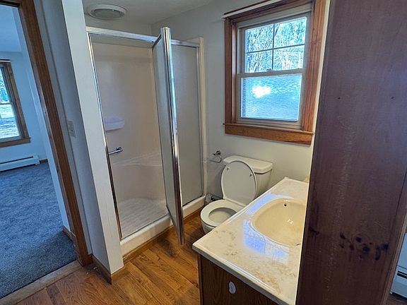 3rd image of 950 Wachusett St