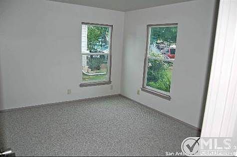5th image of 215 Trudell Dr