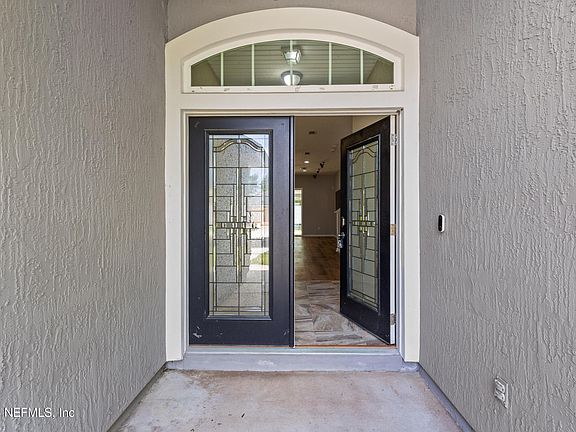 3rd image of 121 TERRACINA Drive