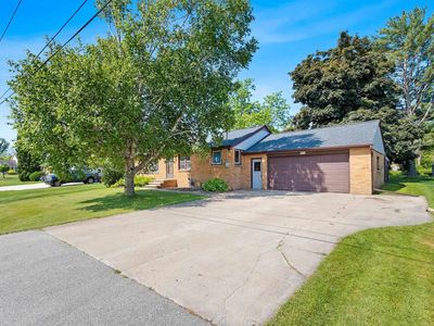 513 Lacona Ct, Green Bay, WI, 54313