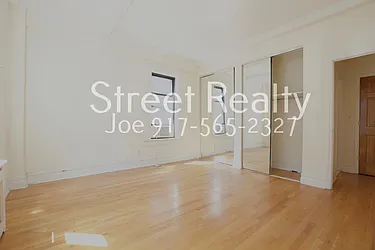 Rented by Street Realty Brokerage LLC