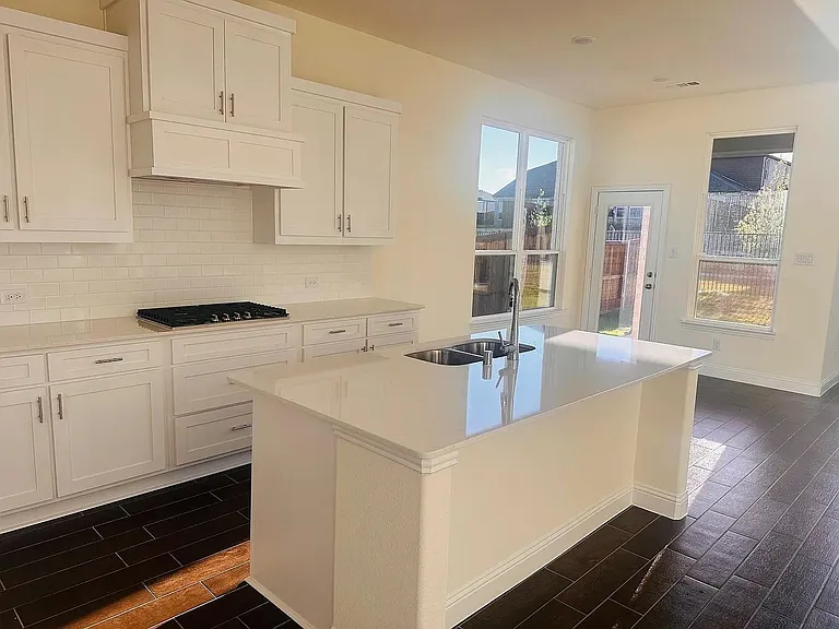 905 Tartane Dr — Photo 22