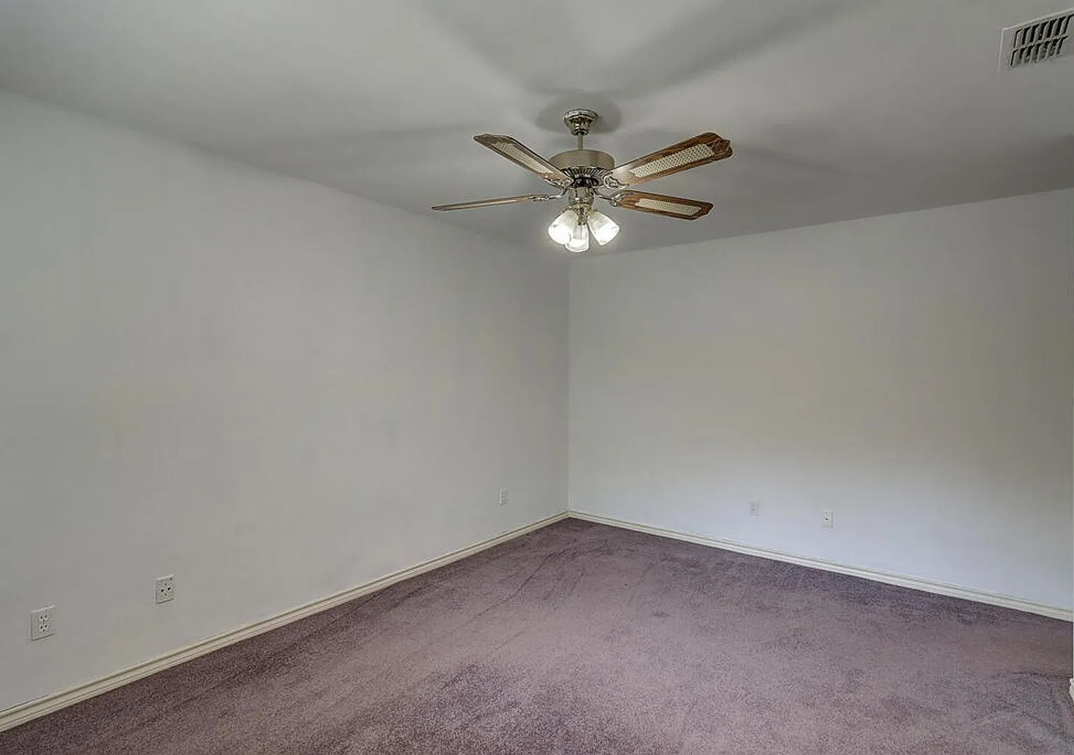 4321 Holly Ridge - 3/bed 2/bath $1975/mo — Photo 4