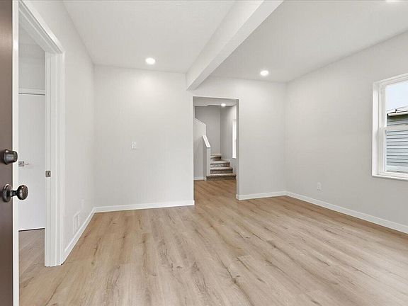 5th image of 2001 4th Ave