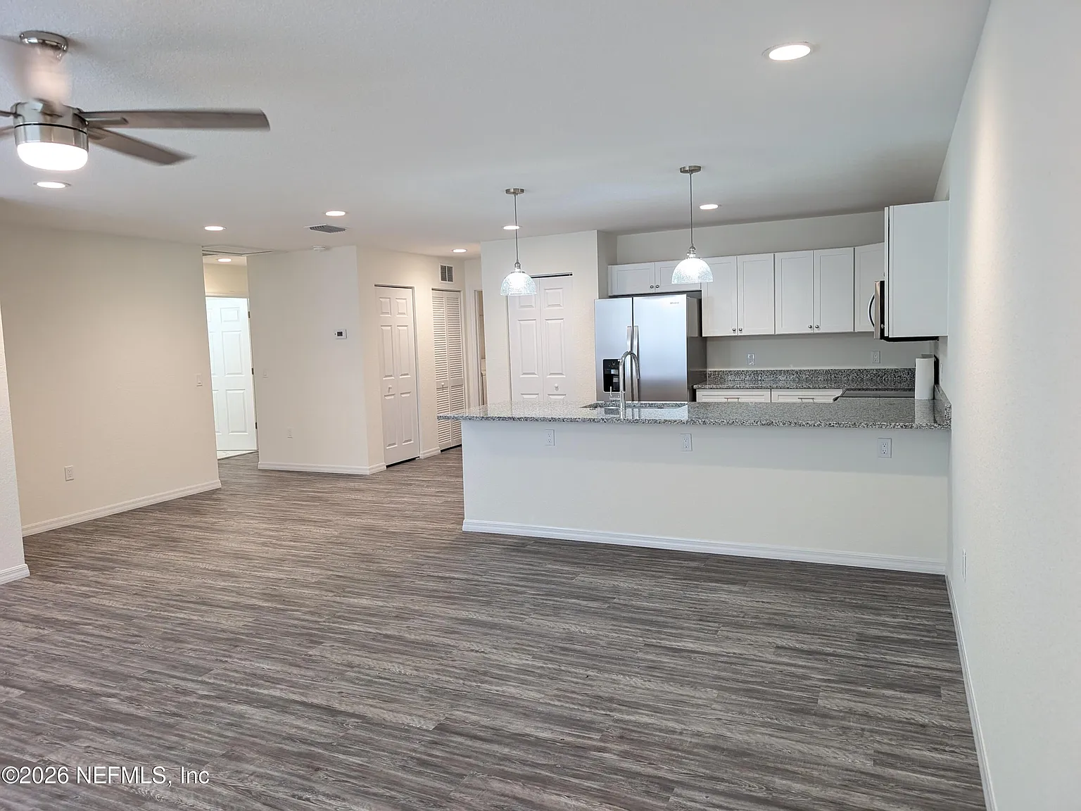 3 bed, 2.0 bath, 1413 sqft, $1,995 — Photo 4