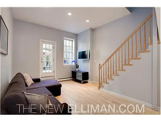 Sold by Douglas Elliman | media 21
