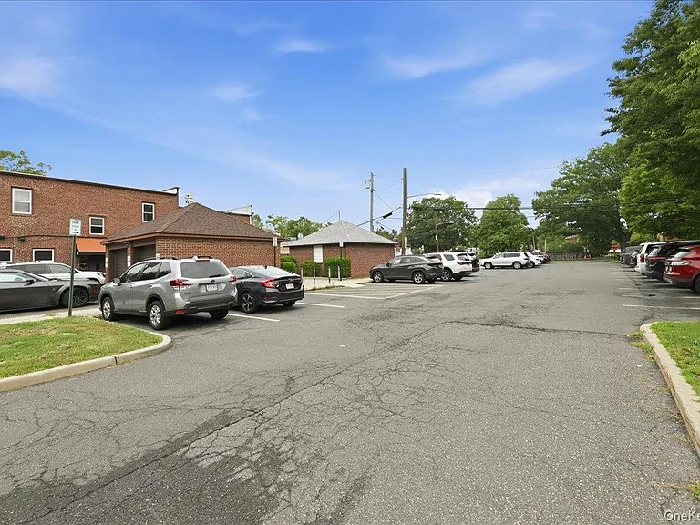 43 New Hyde Park Rd #2 — Photo 16