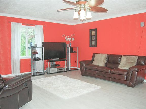 4th image of 5727 Stevens Dr