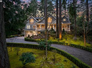 1425 Chandler Rd, Lake Oswego, OR 97034