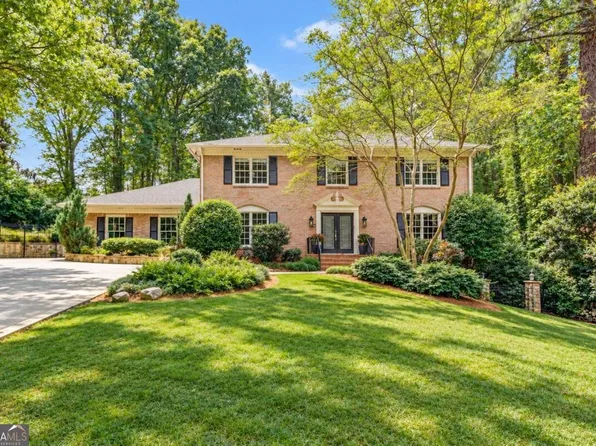 7680 Ryefield Dr, Sandy Springs, GA 30350